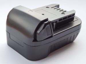 AKU ADAPTOR Millistykki DW18MW DeWALT / MILWAUKEE 18V SL0377